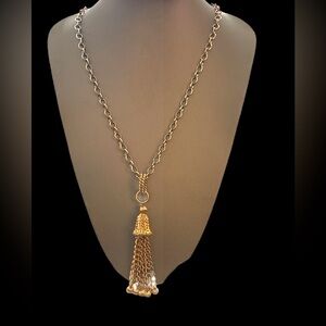 Elegant Gold Tassel Pendant Gain Station Necklace - vintage 1960’s